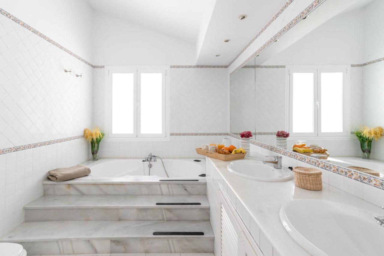 243-Fully Renovated-Puerto Banus Marbella Front Line Penthouse Apartment Exterior foto