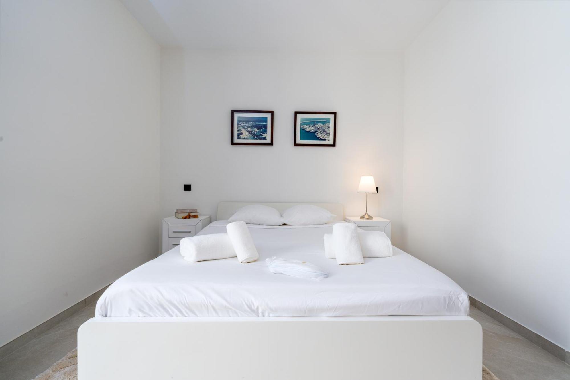 243-Fully Renovated-Puerto Banus Marbella Front Line Penthouse Apartment Exterior foto