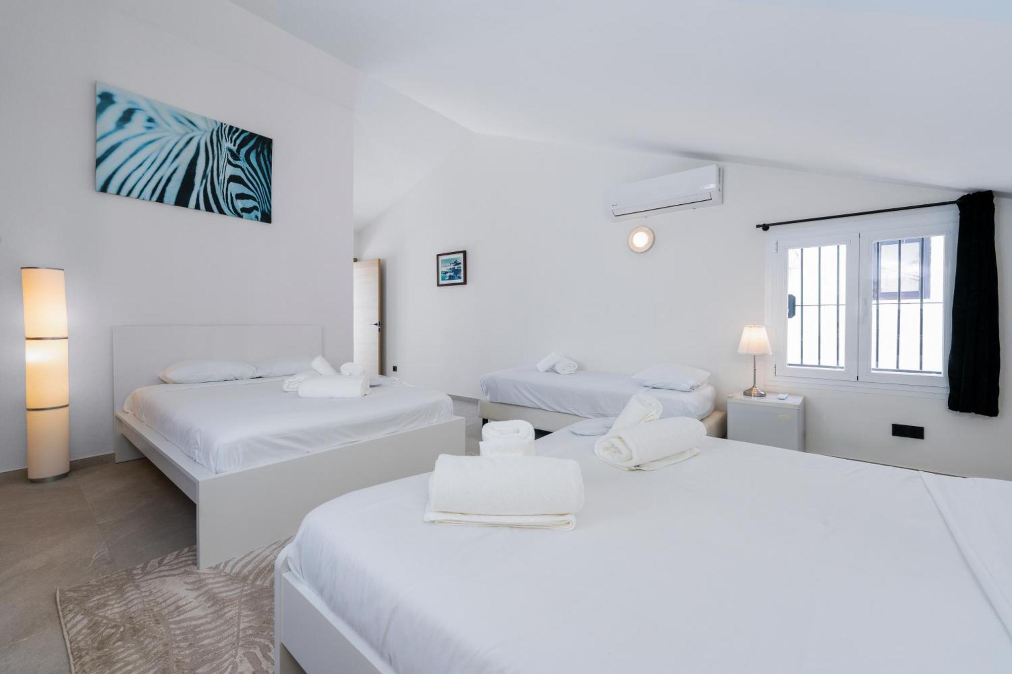 243-Fully Renovated-Puerto Banus Marbella Front Line Penthouse Apartment Exterior foto