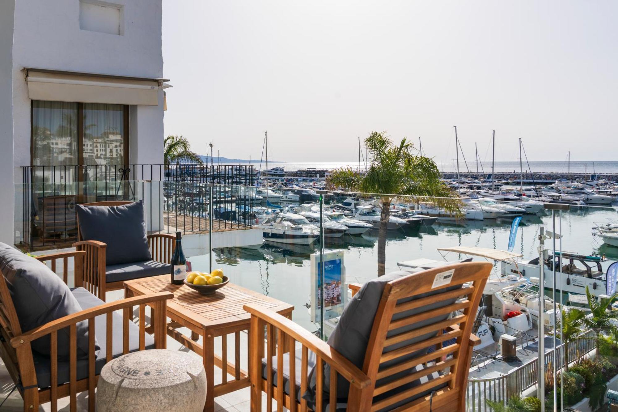 243-Fully Renovated-Puerto Banus Marbella Front Line Penthouse Apartment Exterior foto